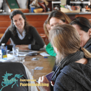 Paard Paarden Paardencoaching Coaching Persoonlijke Ontwikkeling Motivatie Pony Verdriet Blijdschap Verandering Stress Verhaal Loslaten Vertrouwen Emotie PK Ik Samen Leiden Volgen Tijd Maken Lachen Zwanger Zelfinzicht Balans Acceptatie Chronische Pijn Psychologie Automutilatie Praktijkverhaal Metoo #Metoo Boekrecensie Paardentaal Paardenboek Hart TV Coachreis Oefeningen Equiday Dialoog Mens Verlies Verwerking Zelfcompassie Groep Trauma Gevoel Ervaring Coachpaard Positief Denken