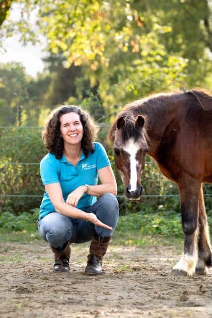 Portret Wendela den Tonkelaar met Welsh pony Pax